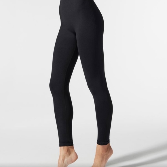 Blanqi maternity leggings. Good used condition. - Picture 2 of 2